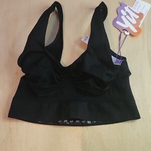 YITTY Black Sports Bra